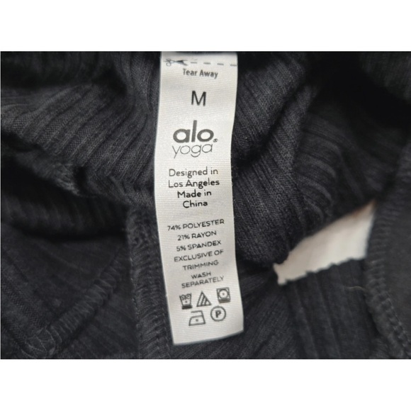 Alo Yoga Ribbed Shorts Muse Lounge Athleisure Casual Black Size M Womens - Picture 3 of 7